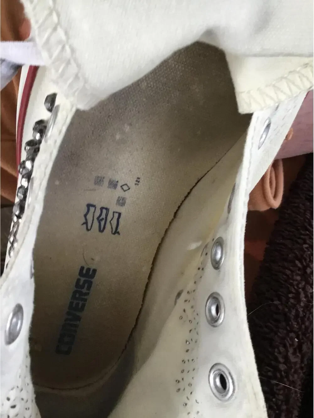 Converse Chuck Taylor Studded High Top Sneakers Cream Canvas Women’s 9 / Men’s 7 - Picture 7 of 8